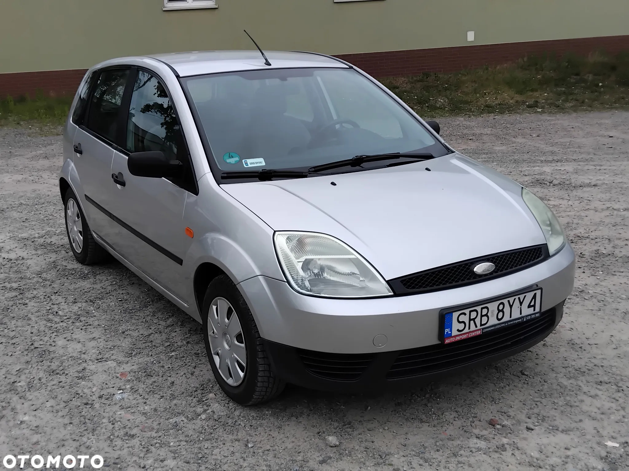 Ford Fiesta 1.4 Ambiente - 12