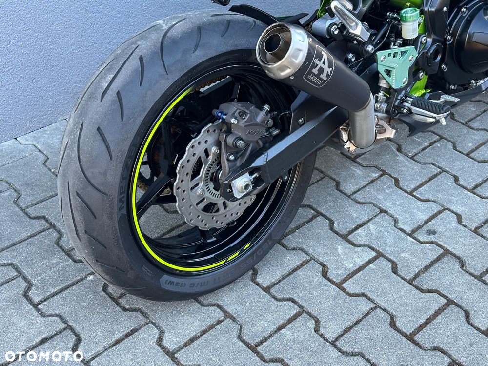 Kawasaki Z 900 - 25