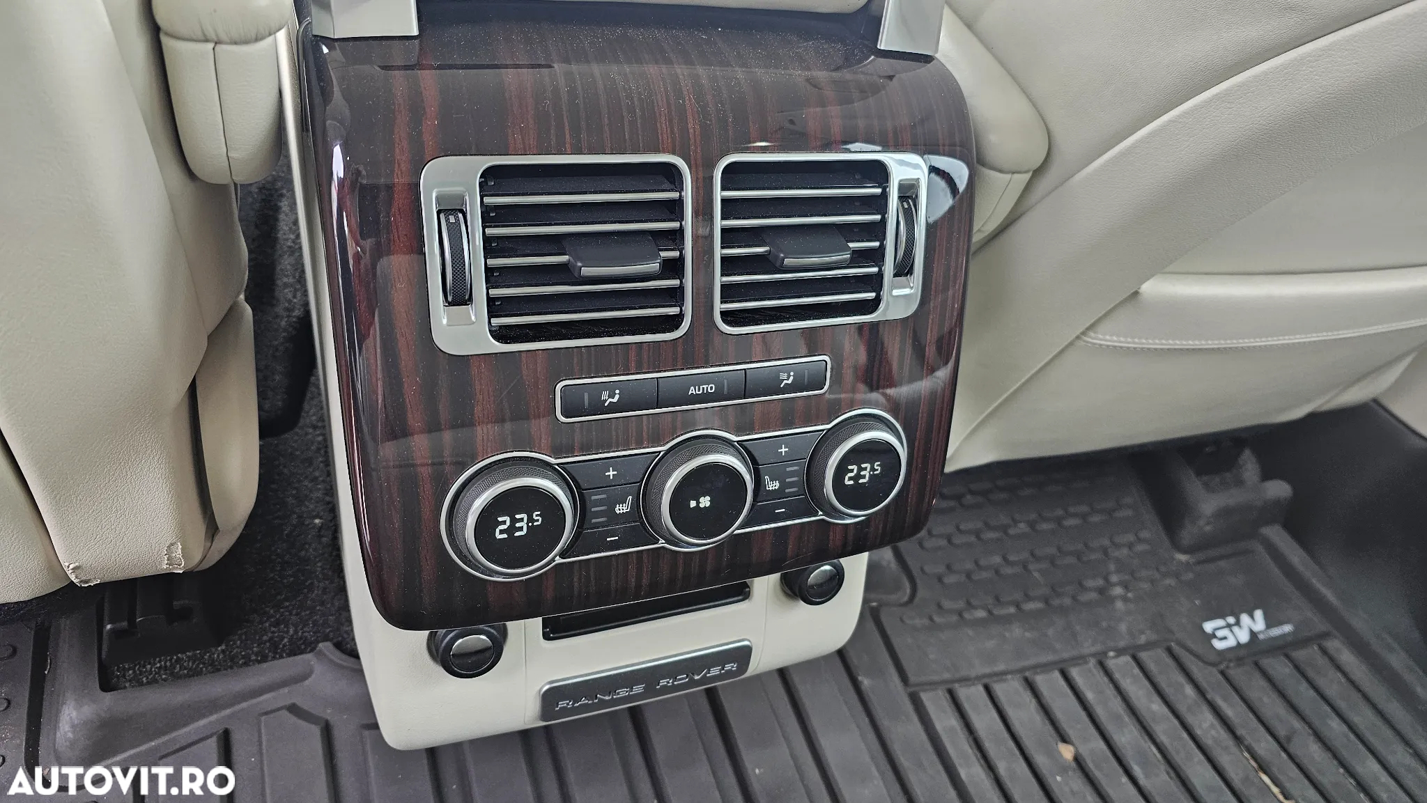 Land Rover Range Rover Vogue - 16