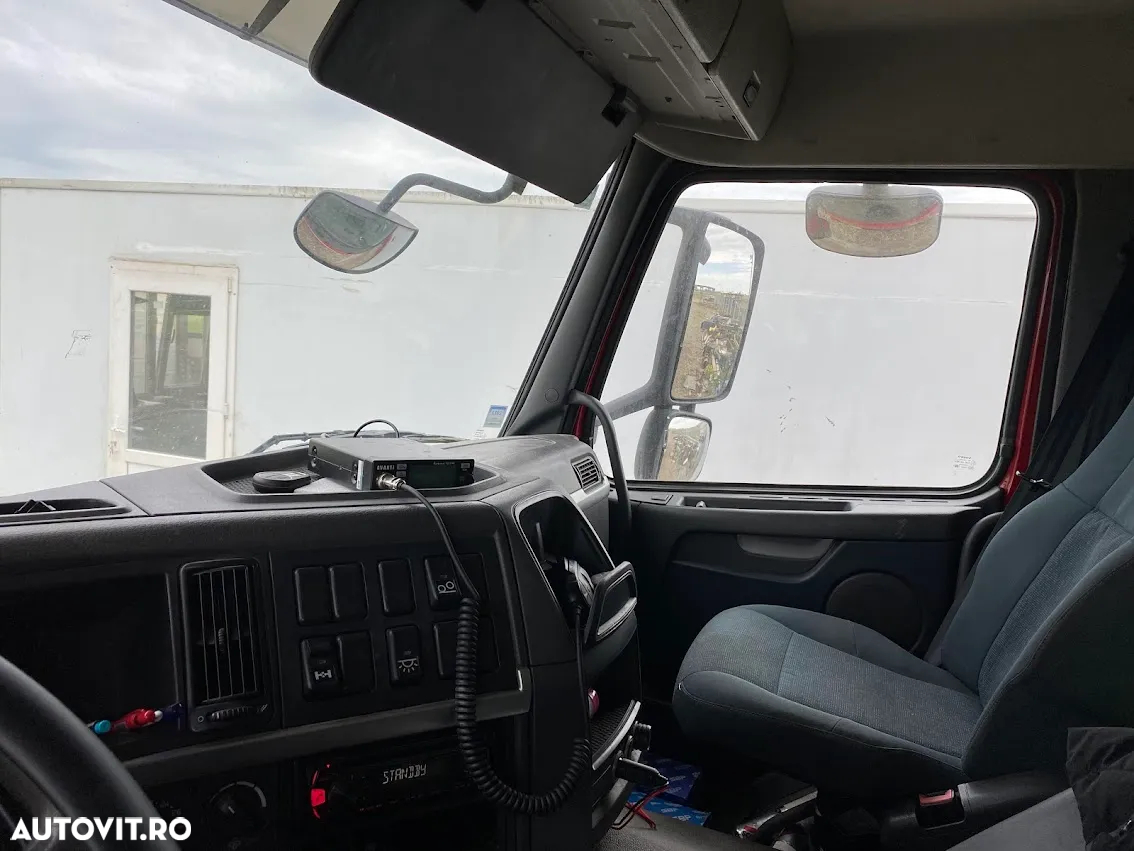 Volvo FM-330 - 9