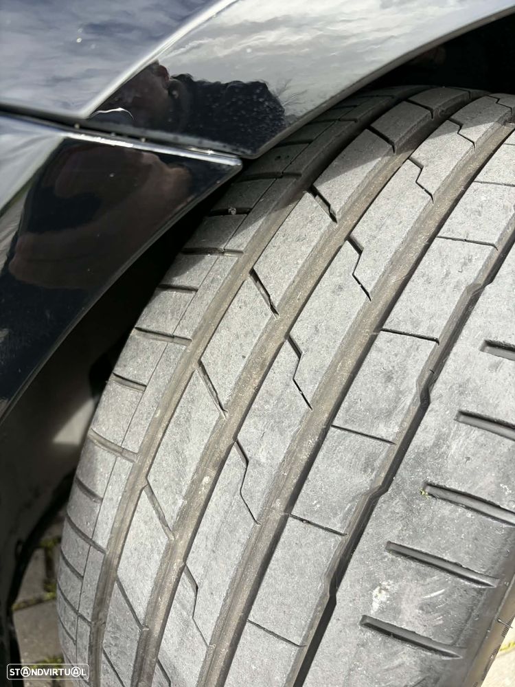 Tesla Model 3 Long-Range Dual Motor AWD - 3