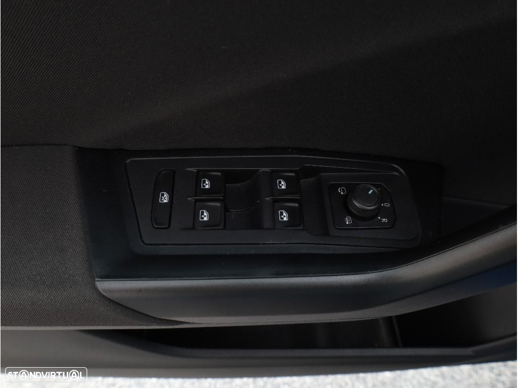 VW T-Roc 1.0 TSI Life - 17