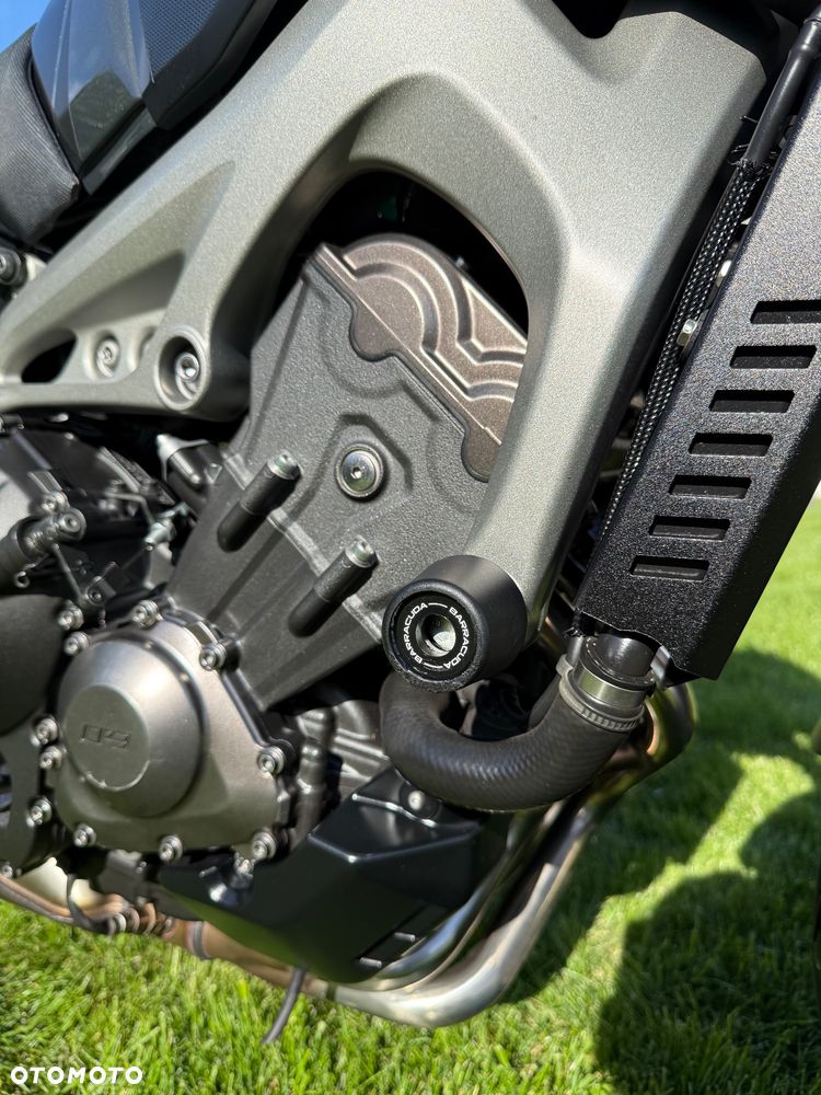 Yamaha MT - 11