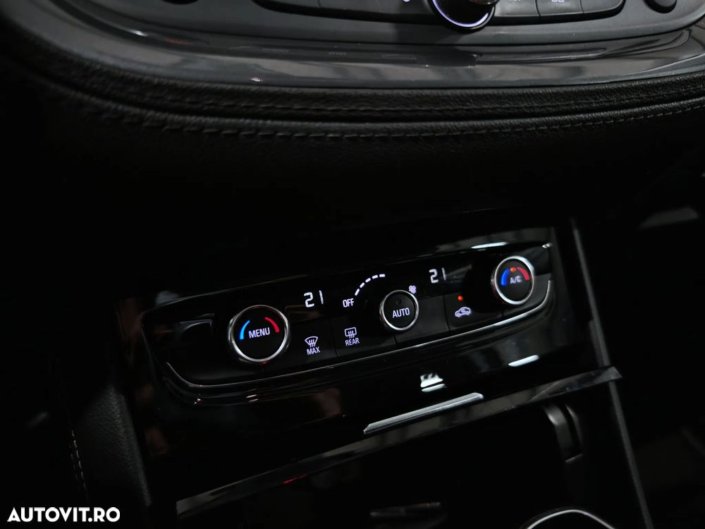 Opel Grandland X 1.2 Turbo START/STOP Ultimate Aut. - 21