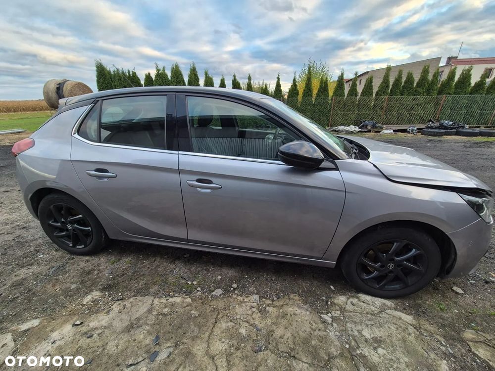 Opel Corsa 5-Türer - 1