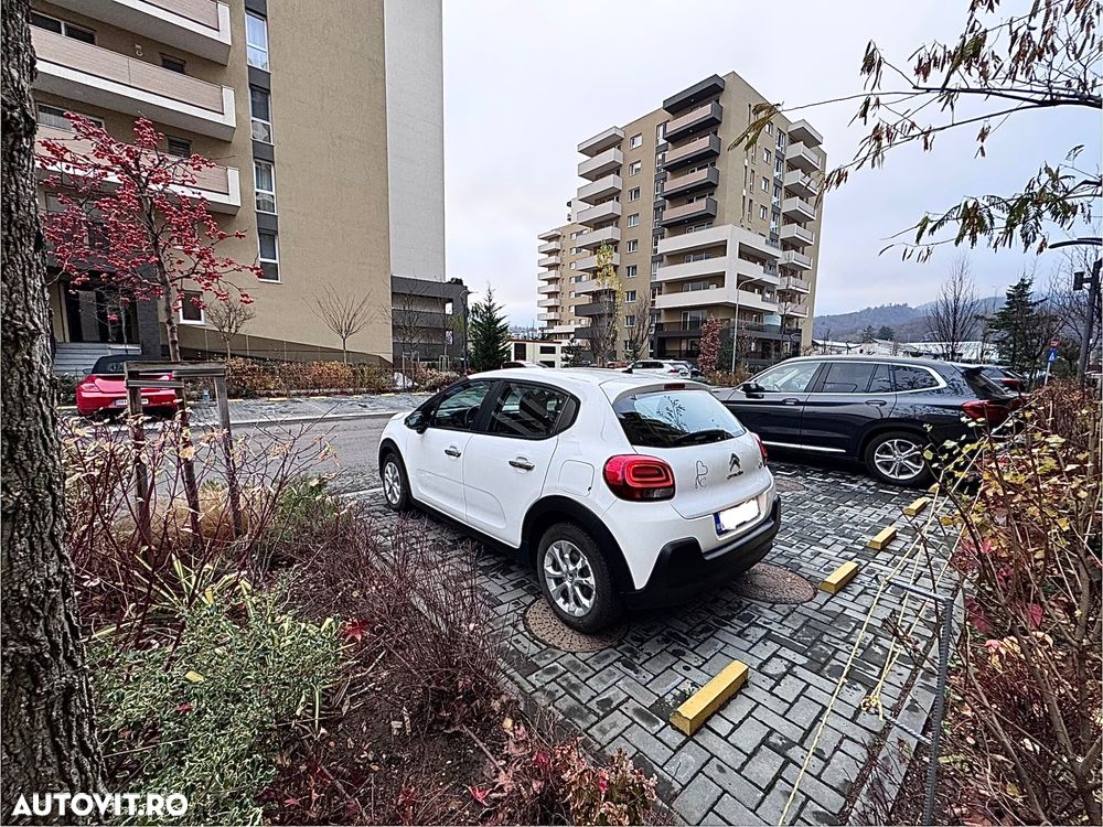 Citroën C3 1.2 PureTech BVM Shine - 3