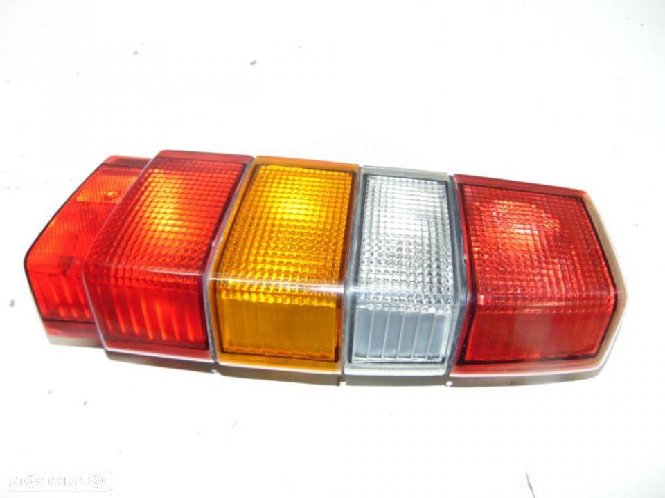 Farolins Mercedes W124 carrinha Touring - 7