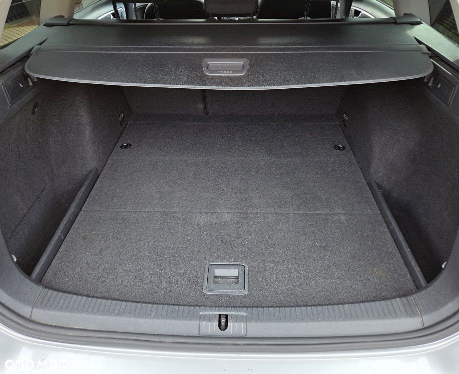 Volkswagen Golf 1.6 TDI BlueMot Trendline DSG - 29