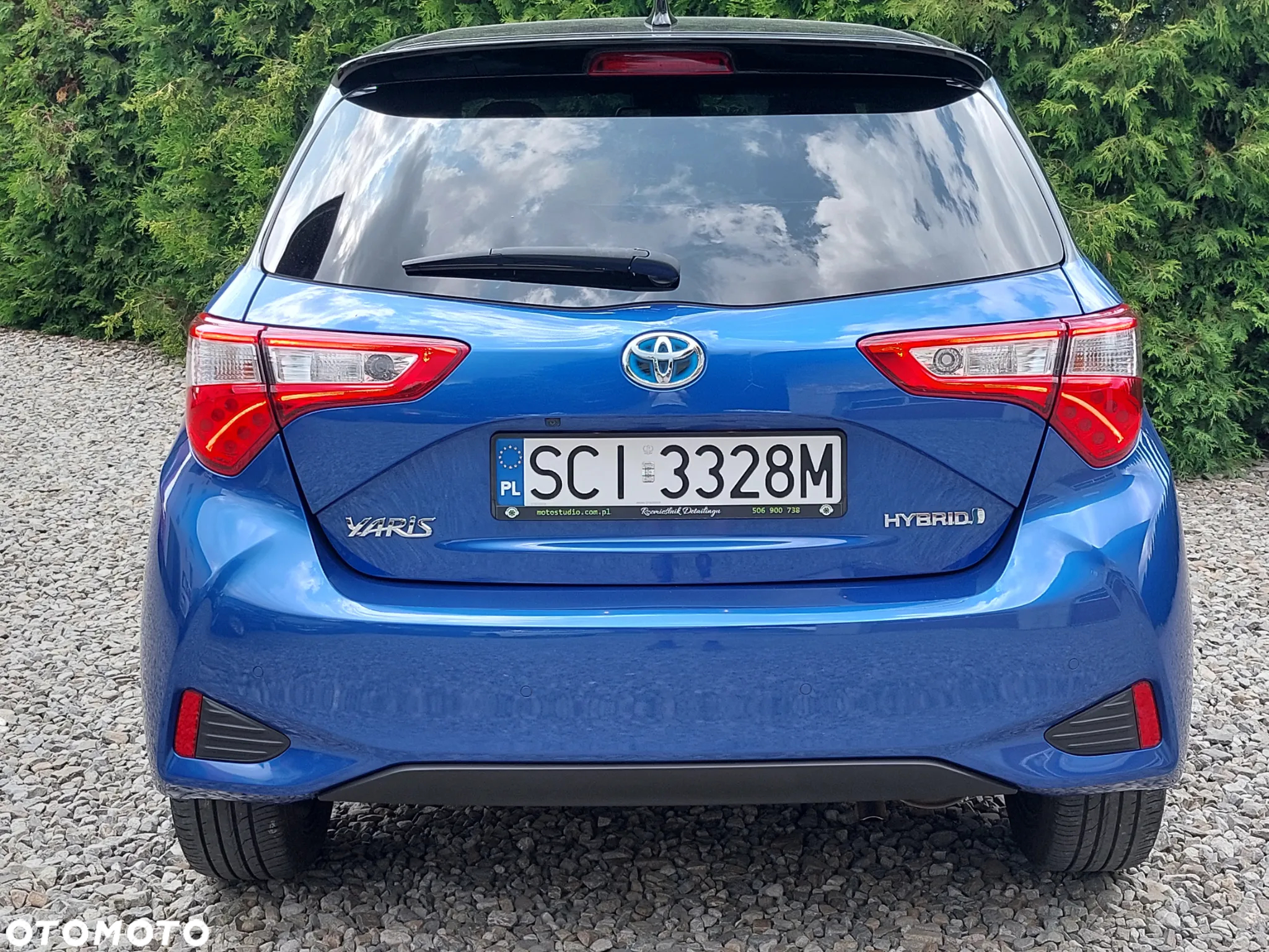 Toyota Yaris Hybrid 100 Selection - 5