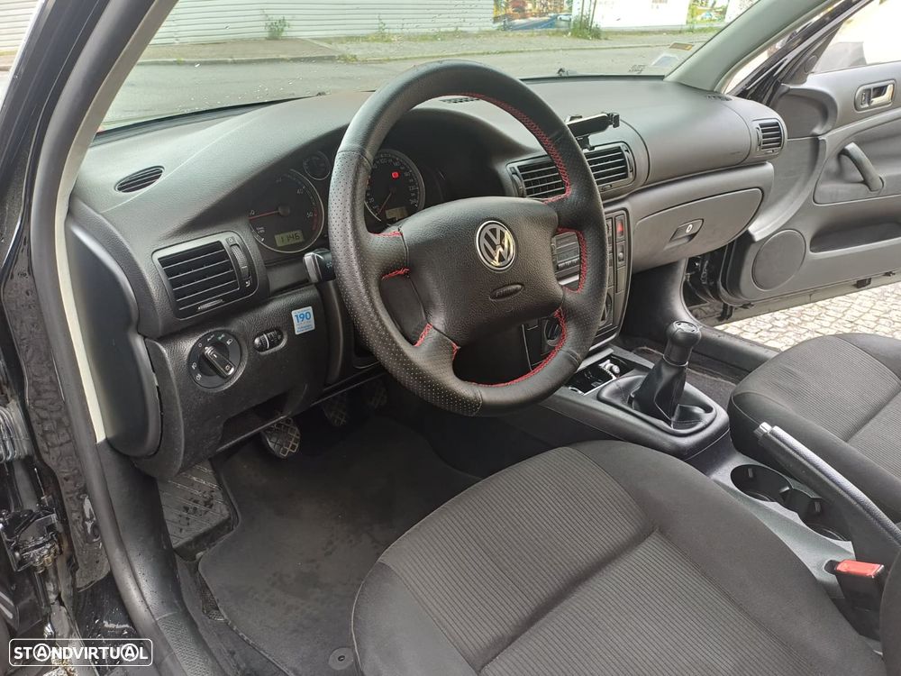 VW Passat Variant 1.9 TDi Confortline - 17