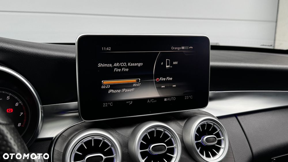 Mercedes-Benz Klasa C 300 9G-TRONIC AMG Line - 31