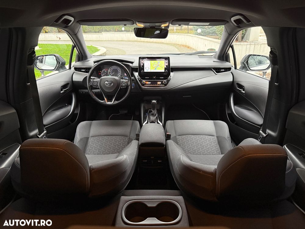 Toyota Corolla 2.0 Hybrid Touring Sports Lounge - 6