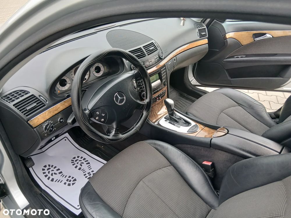 Mercedes-Benz Klasa E - 25