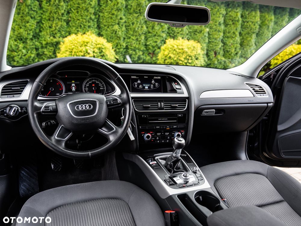 Audi A4 Avant 2.0 TDI - 27