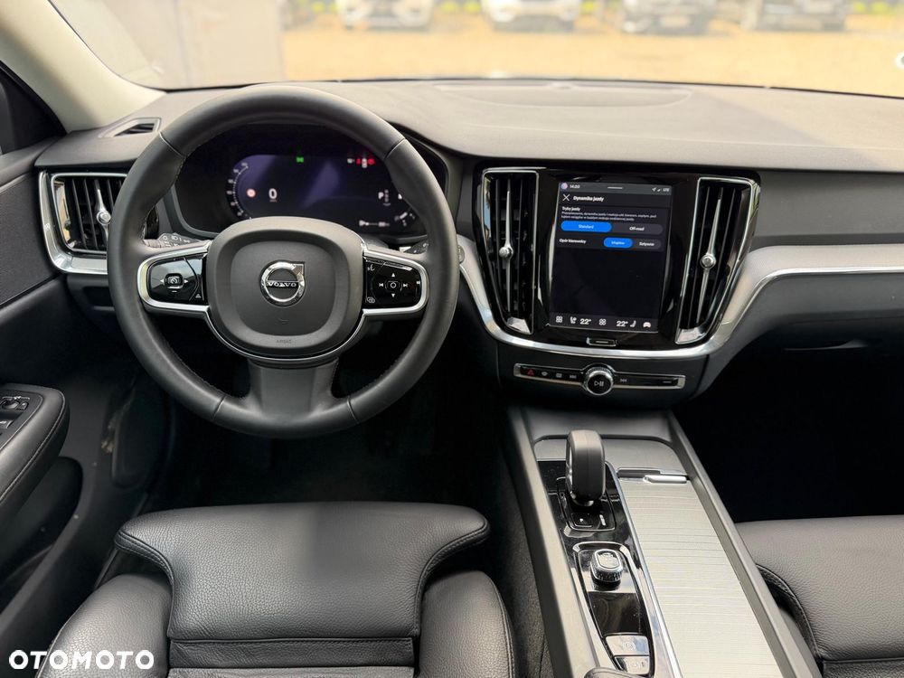 Volvo V60 Cross Country B4 D AWD Geartronic - 20