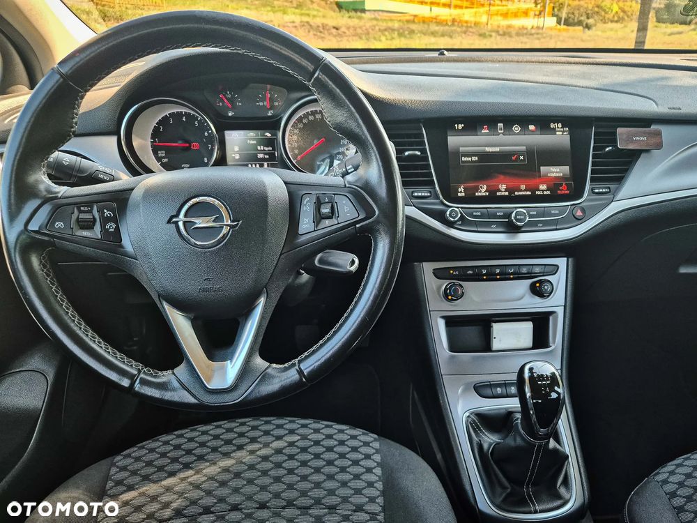 Opel Astra 1.0 T 120 Lat S&S - 8