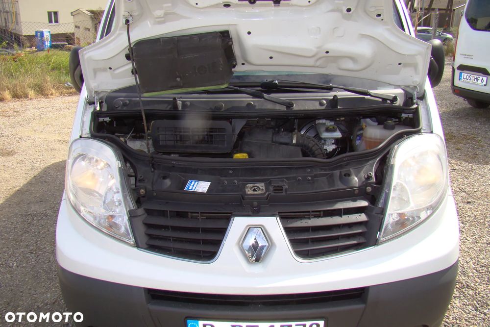 Renault Trafic - 14