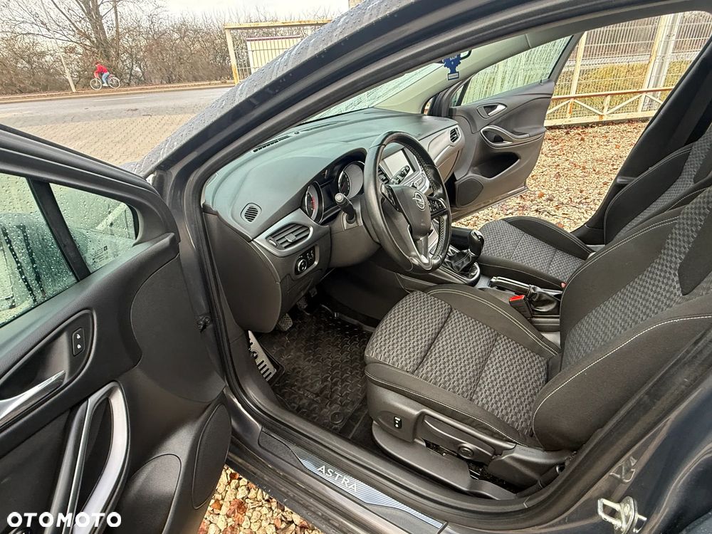 Opel Astra 1.4 Turbo Innovation - 20