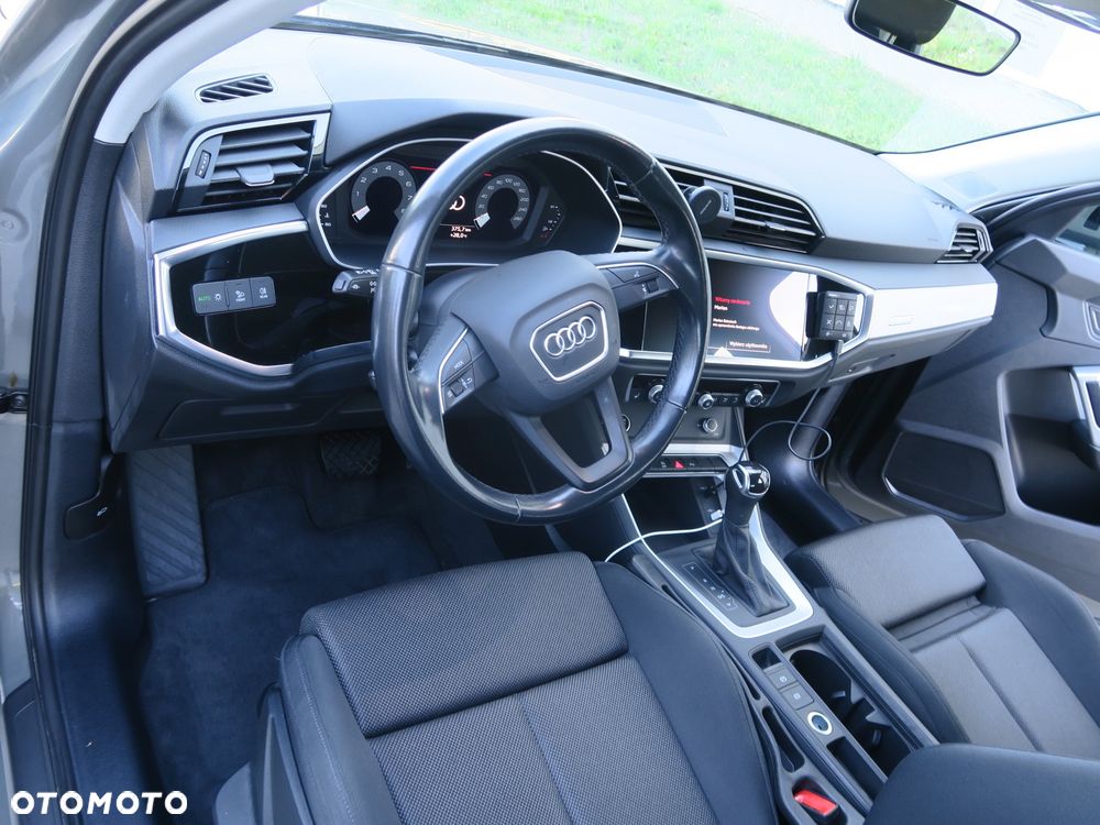 Audi Q3 35 TFSI Advanced S tronic - 1