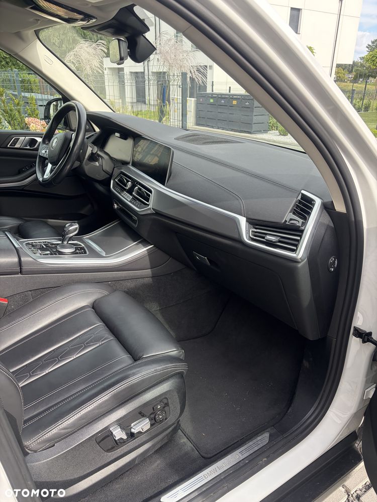 BMW X5 xDrive30d mHEV - 13