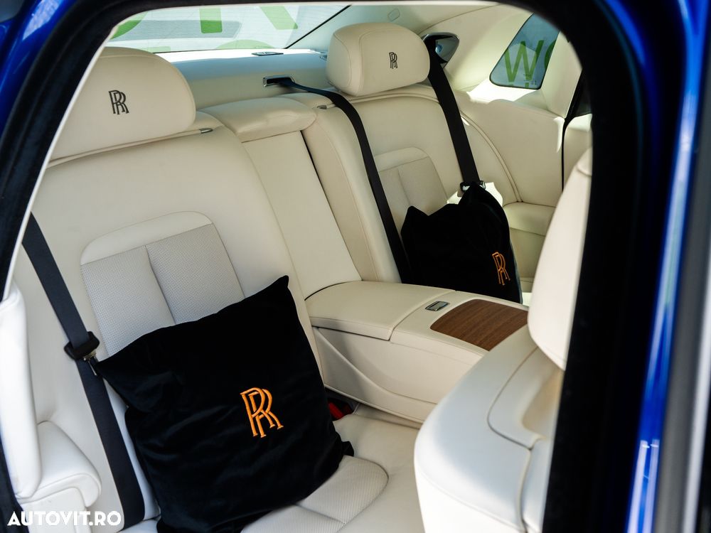 Rolls-Royce Ghost - 36