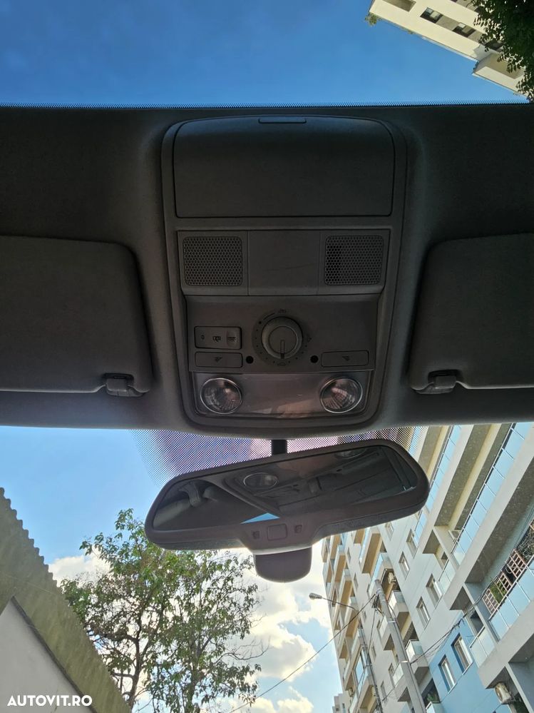 Volkswagen Golf 1.4 TSI Highline - 12