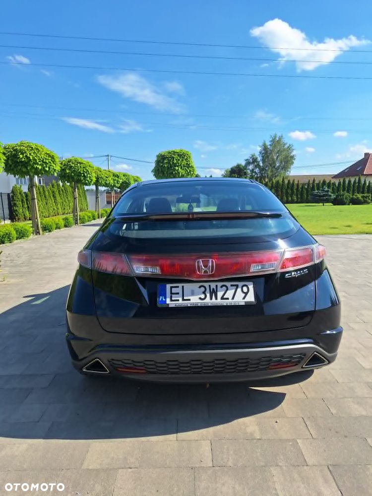 Honda Civic 1.8 Executive - 10