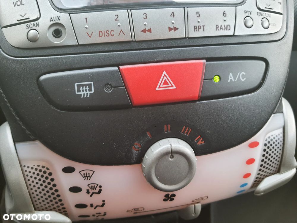 Toyota Aygo - 18