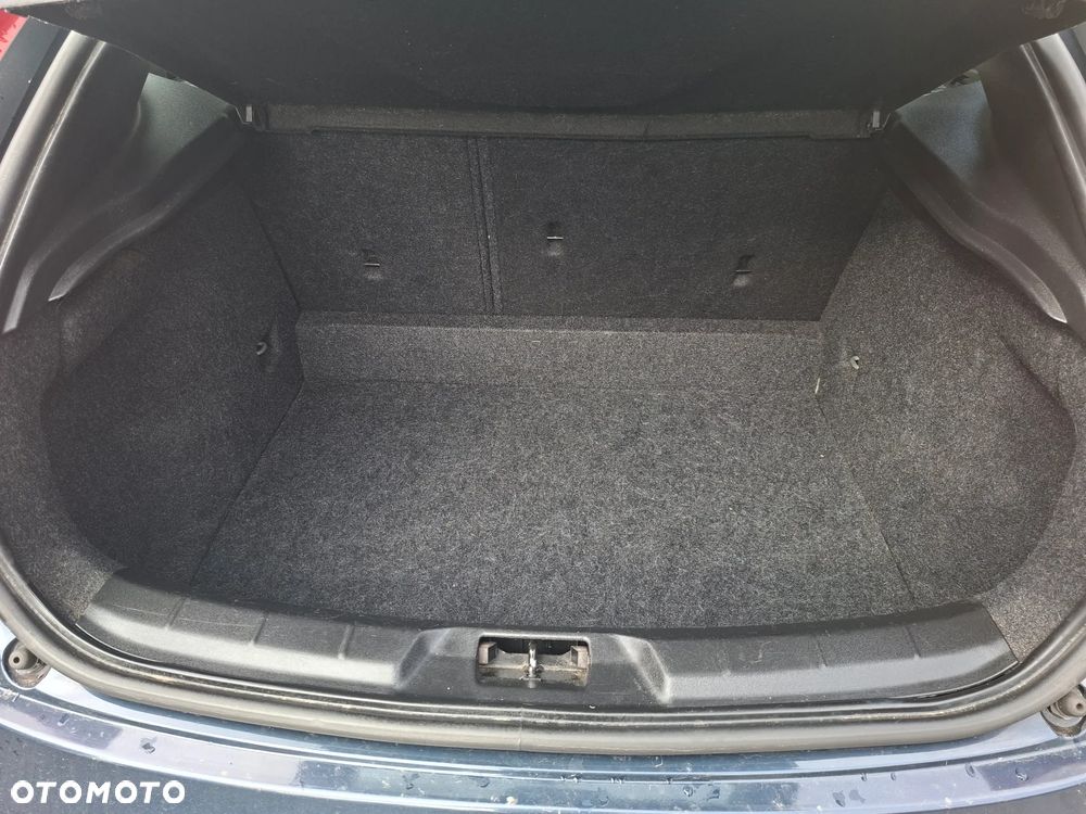 Volvo V40 D2 Momentum - 24