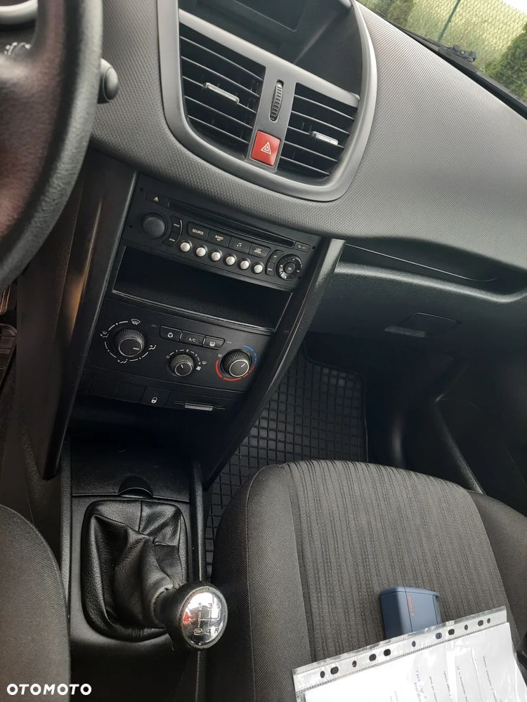 Peugeot 207 1.4 Active - 10
