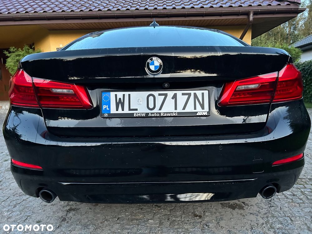 BMW Seria 5 518d Sport Line - 8