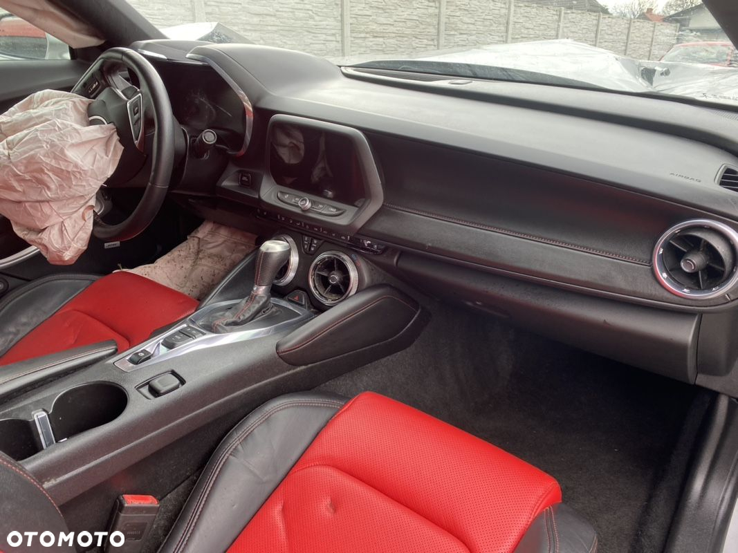 Chevrolet Camaro - 2