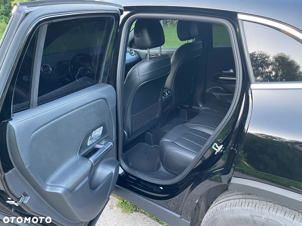 Mercedes-Benz GLA 250 8G-DCT Progressive - 28