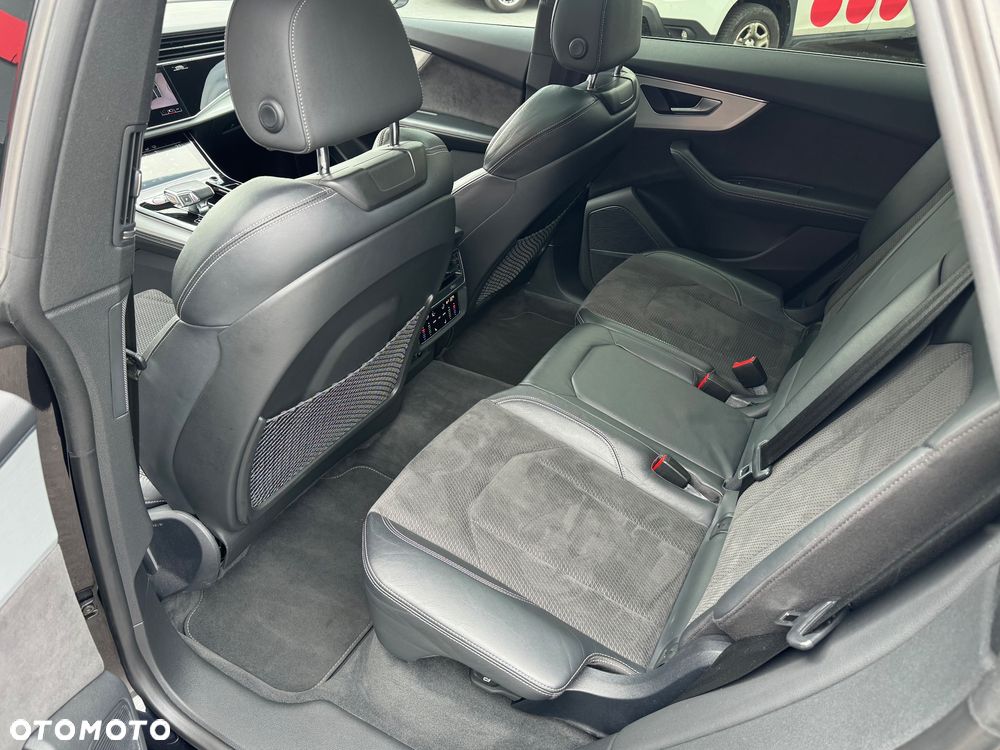 Audi SQ8 - 9