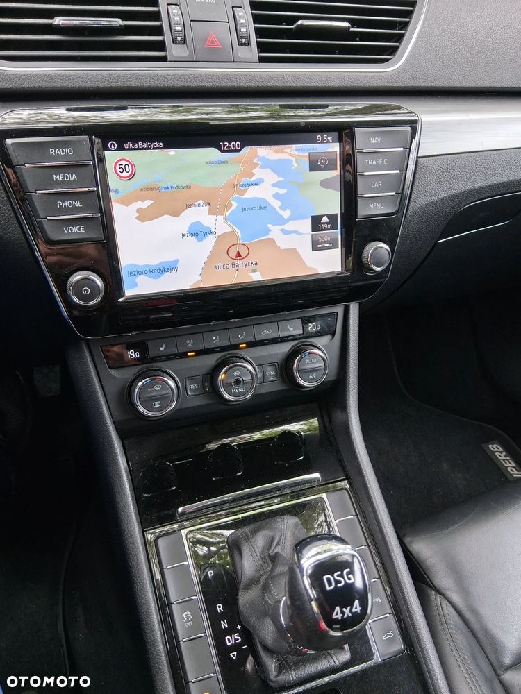Skoda Superb 2.0 TSI 4x4 Ambition DSG - 17