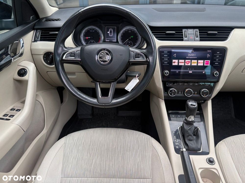 Skoda Octavia 2.0 TDI SCR Style DSG - 11
