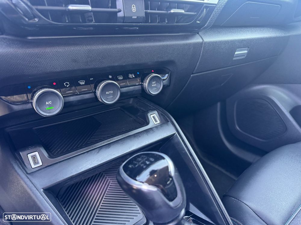 Citroën C4 1.2 PureTech Feel - 13