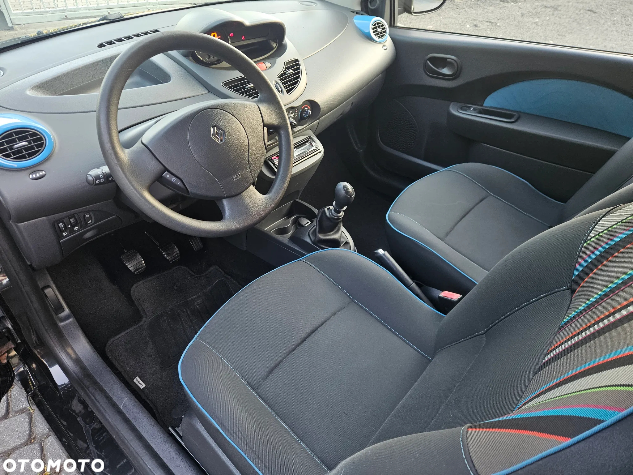 Renault Twingo 1.2 LEV 16V 75 Dynamique - 10