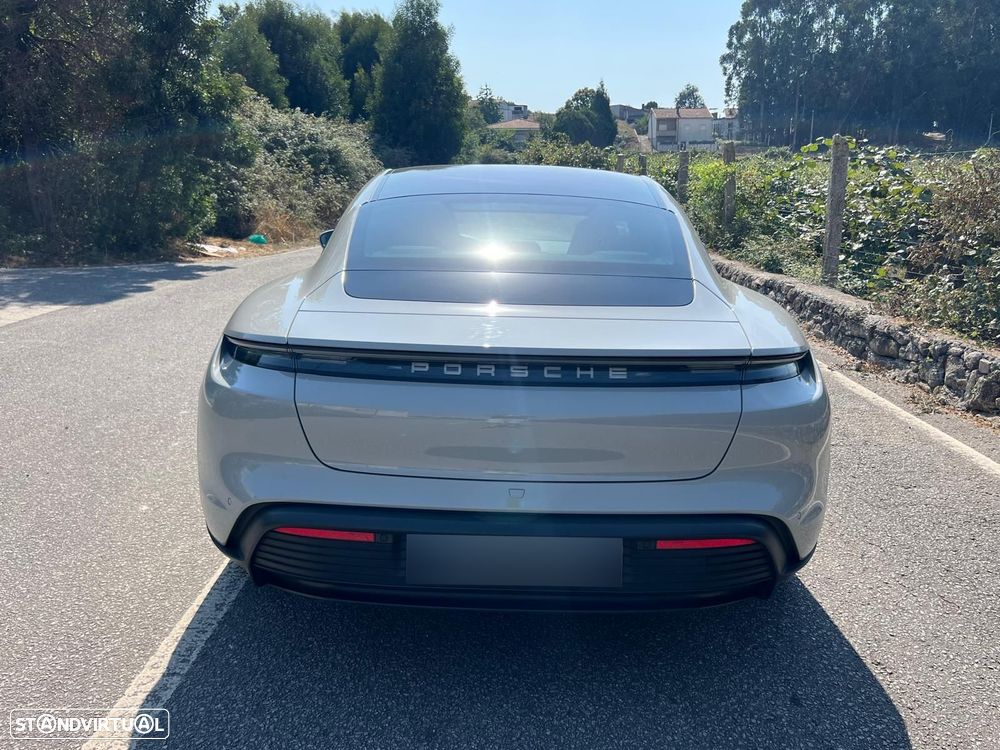 Porsche Taycan Standard - 8