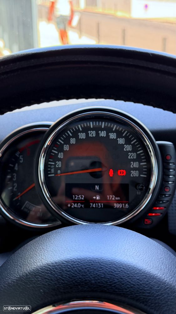 MINI Cabrio Cooper D - 17