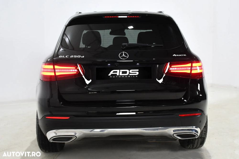 Mercedes-Benz GLC 250 d 4MATIC - 12