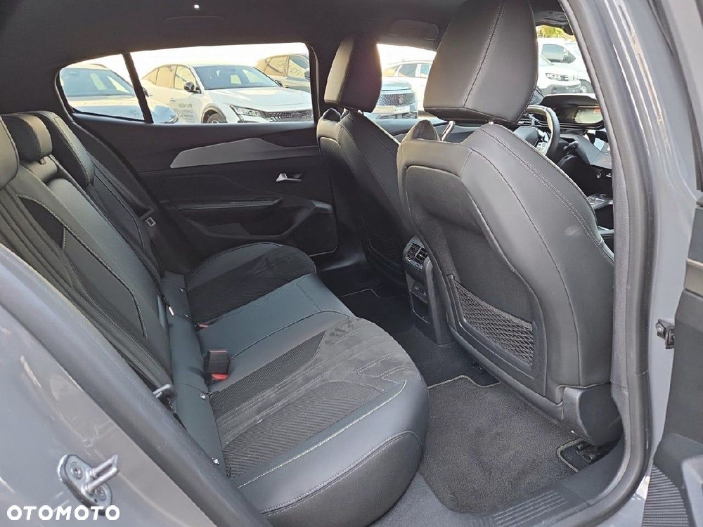 Peugeot 408 1.2 PureTech GT S&S EAT8 - 12