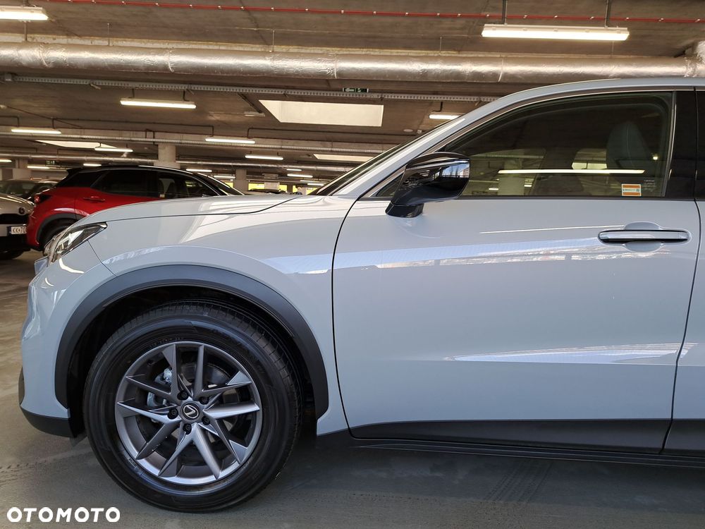 Lexus LBX 1.5 Hybrid - 36