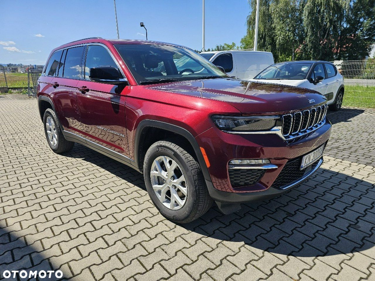 Jeep Grand Cherokee - 1