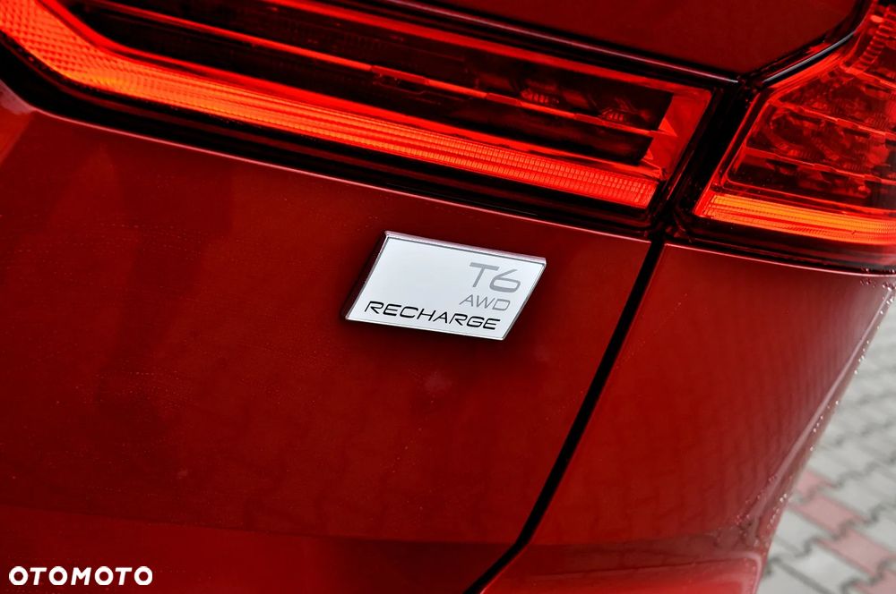 Volvo XC 60 T6 AWD Plug-In Hybrid R-Design - 16