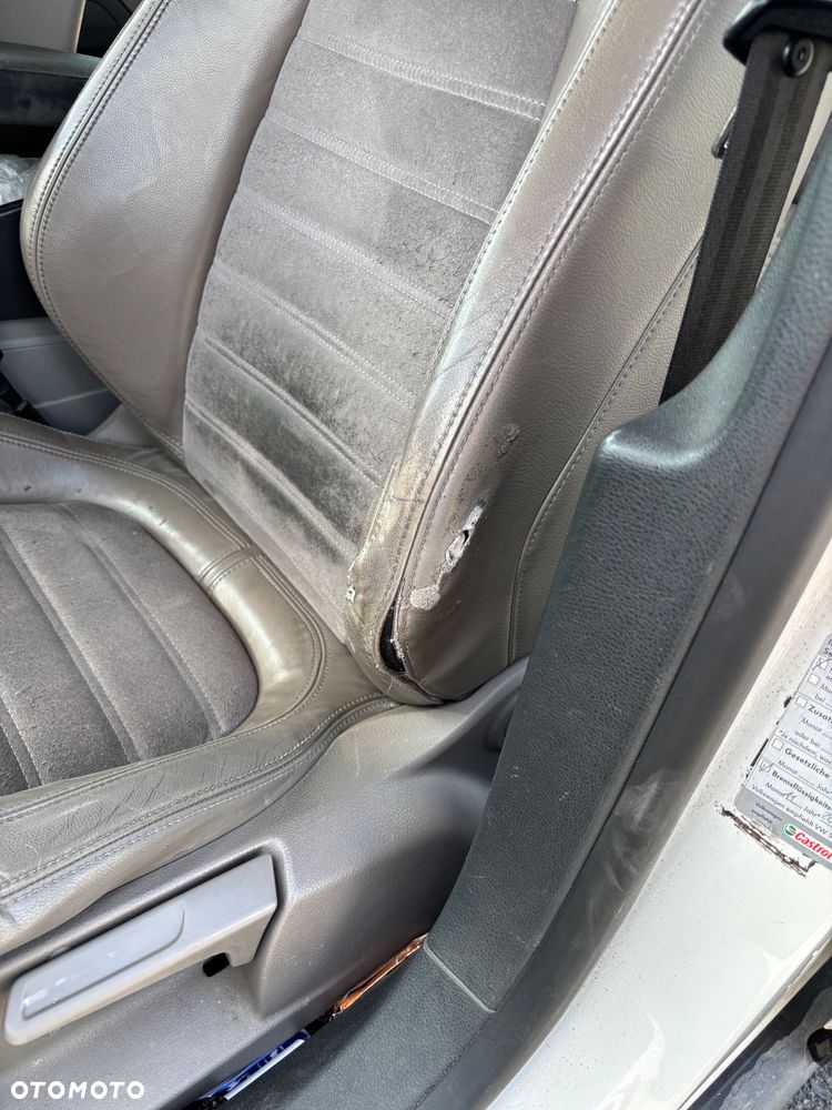 Volkswagen Passat 1.9 TDI Comfortline - 11