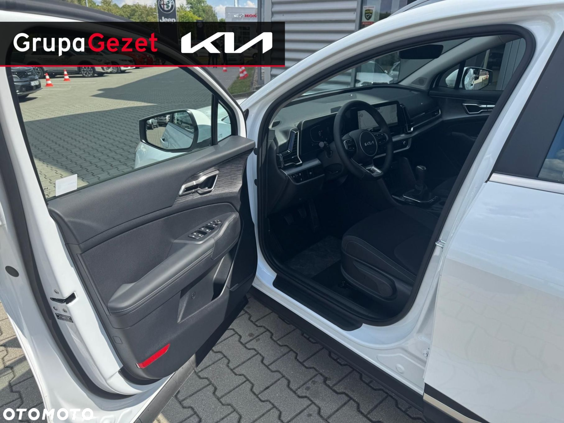Kia Sportage - 12