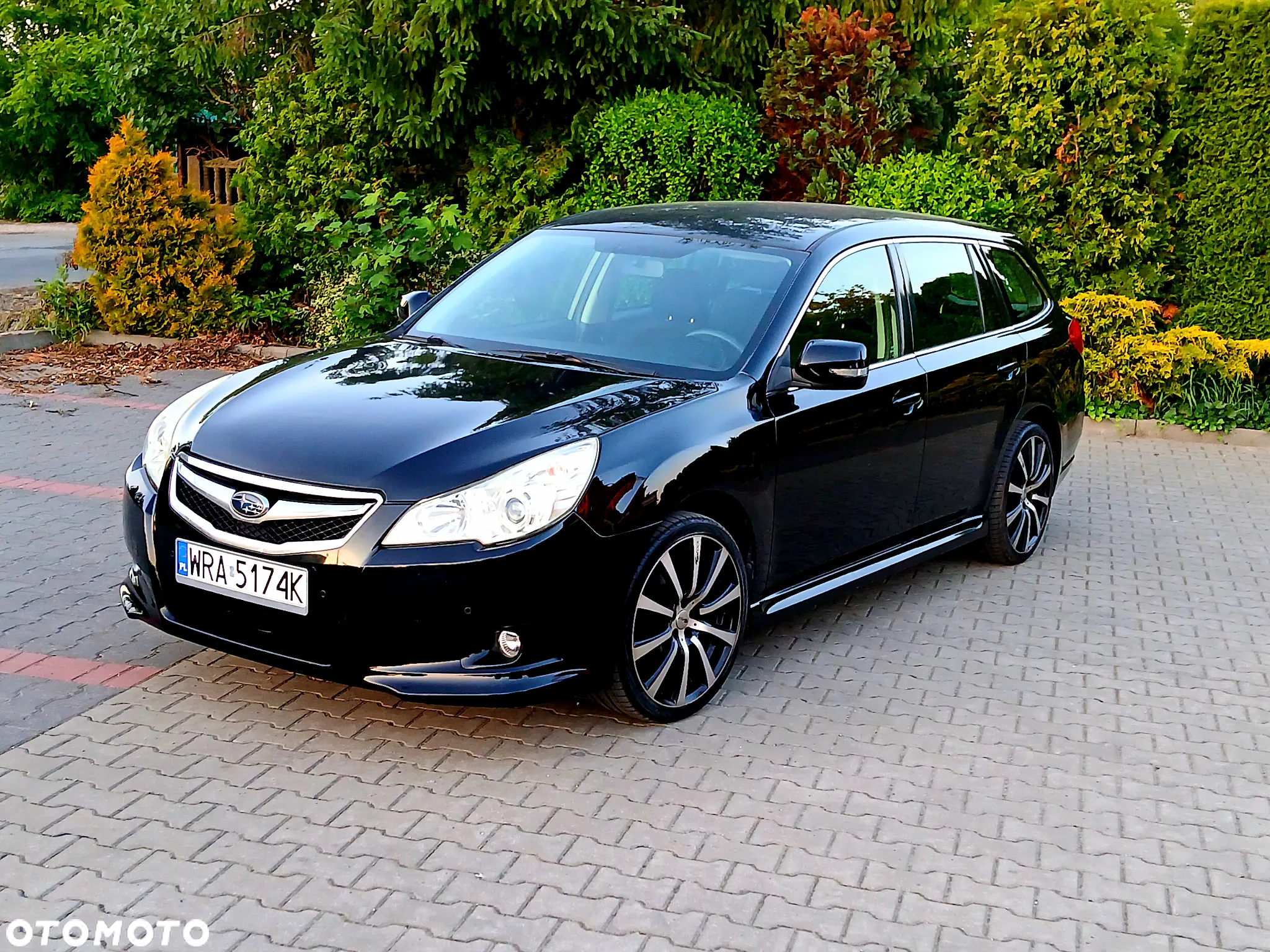 Subaru Legacy - 12