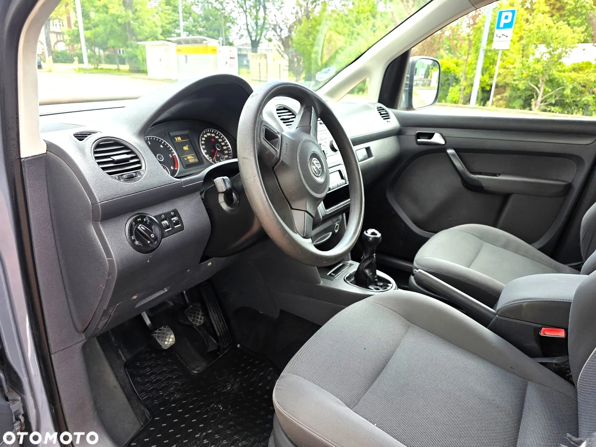 Volkswagen Caddy 1.6 TDI Comfortline - 9