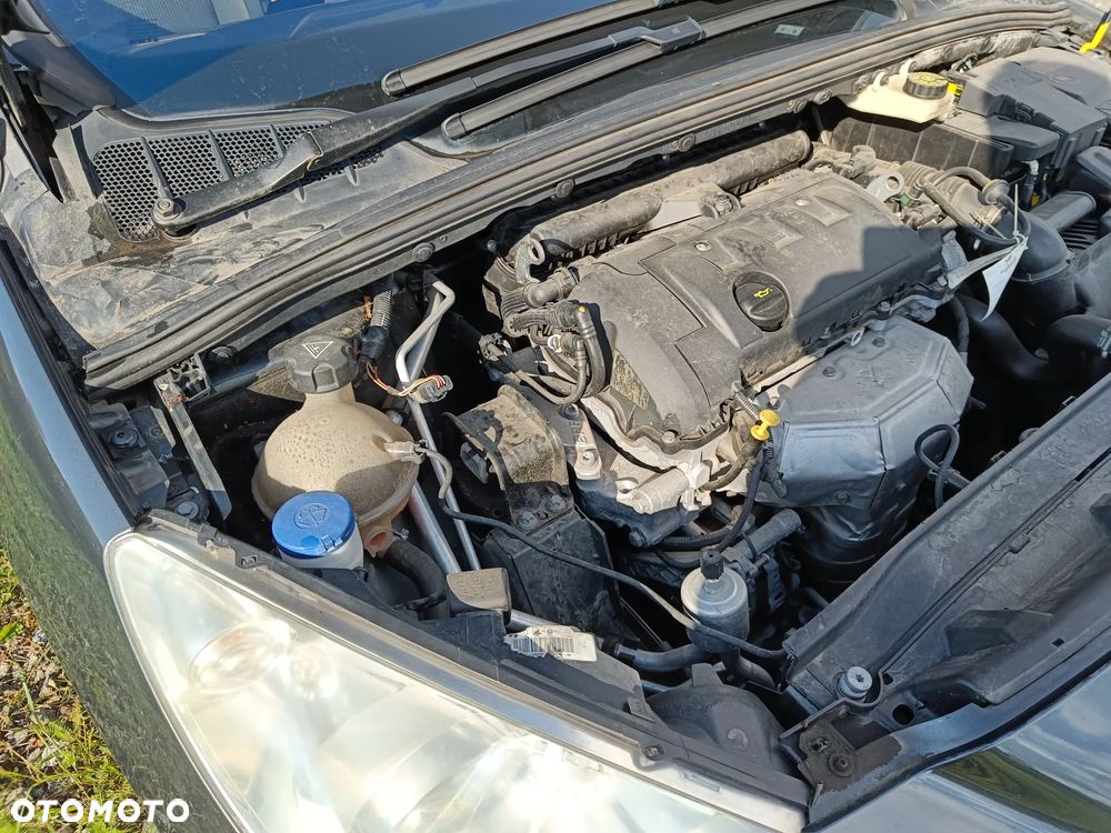 Peugeot 308 - 15